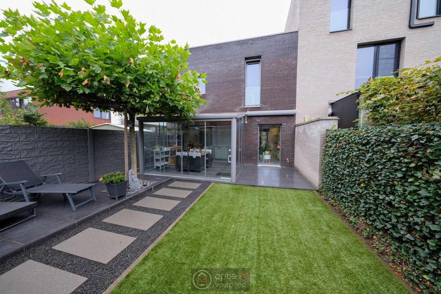 GOED GELEGEN MOOI AFGEWERKTE STADSWONING MET 3 SLAAPKAMERS foto 30