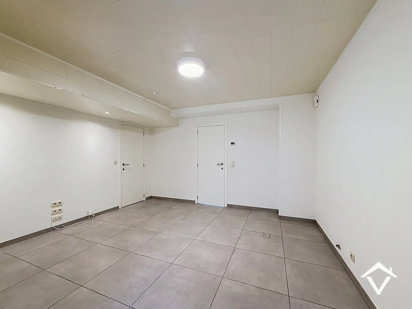 Centraal gelegen woning met 5 slaapkamers te Roeselare foto 3