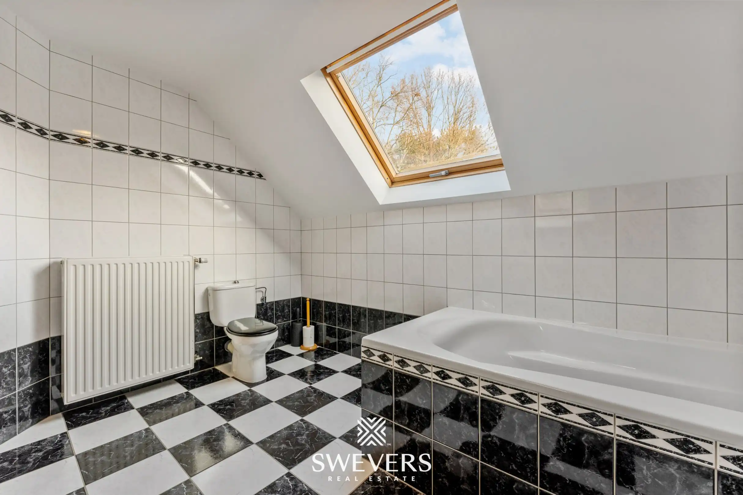  Instapklare woning met goede bereikbaarheid op 10 are 43 ca in Paal foto 19