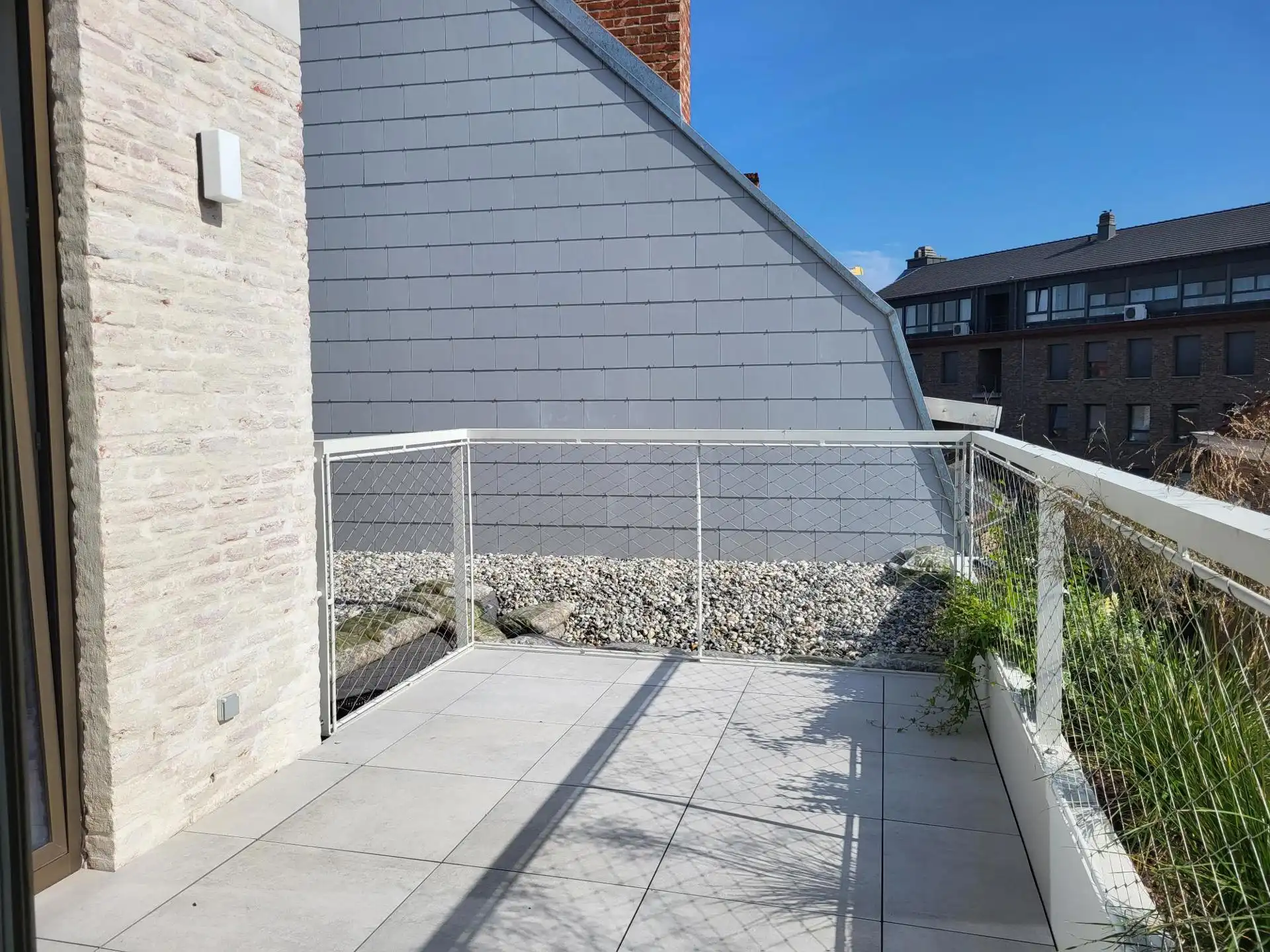 INSTAPKLAAR BEN-APPARTEMENT 100m², MET 2 SLAAPKAMERS foto 7