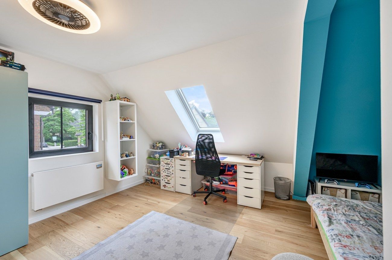 Gezellige, instapklare HOB met 4/5 slaapkamers, dressing en een grote tuin foto 20