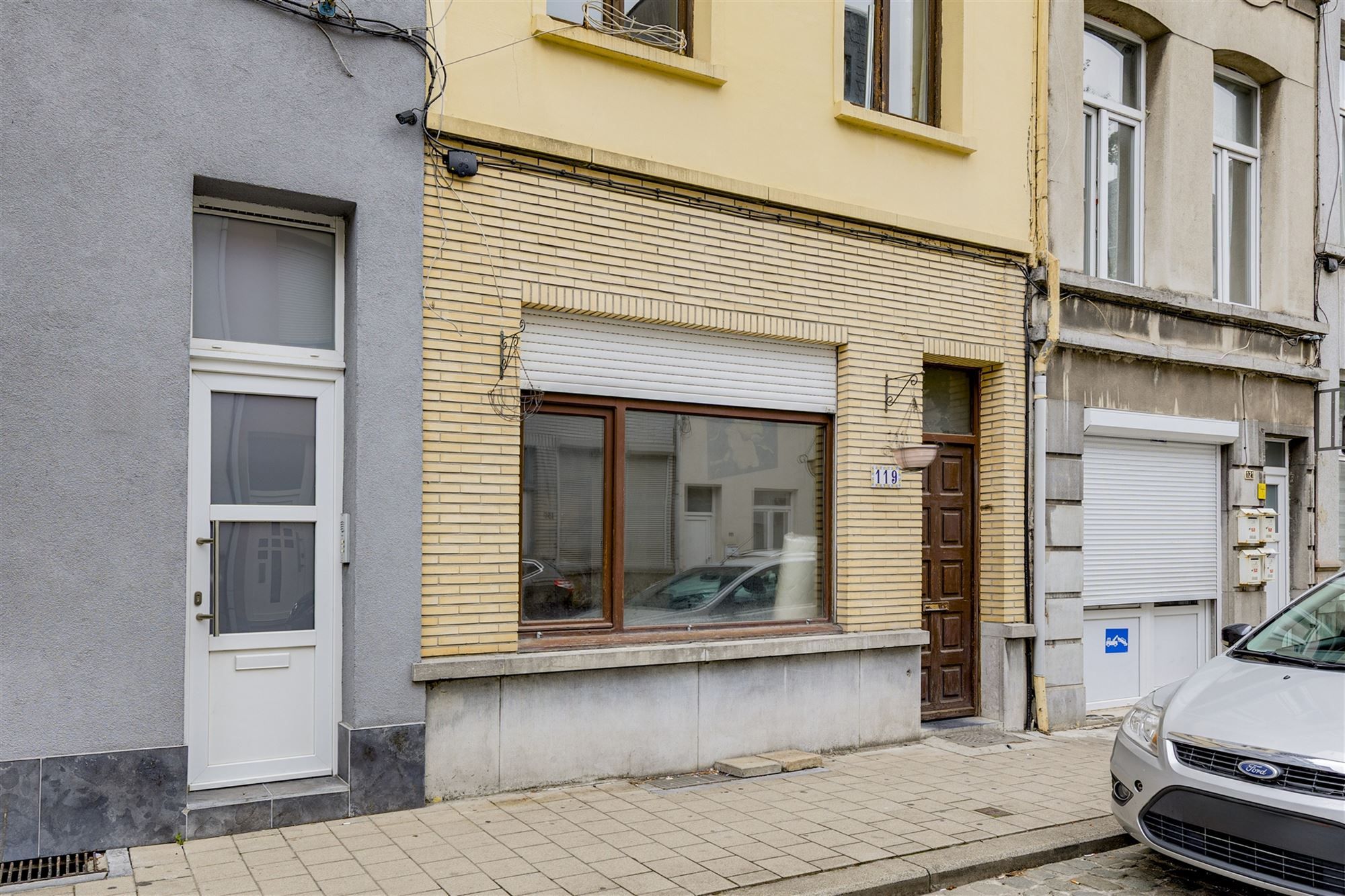 Huis te koop ingedeeld in 3 studio's te 2060 Antwerpen foto 2