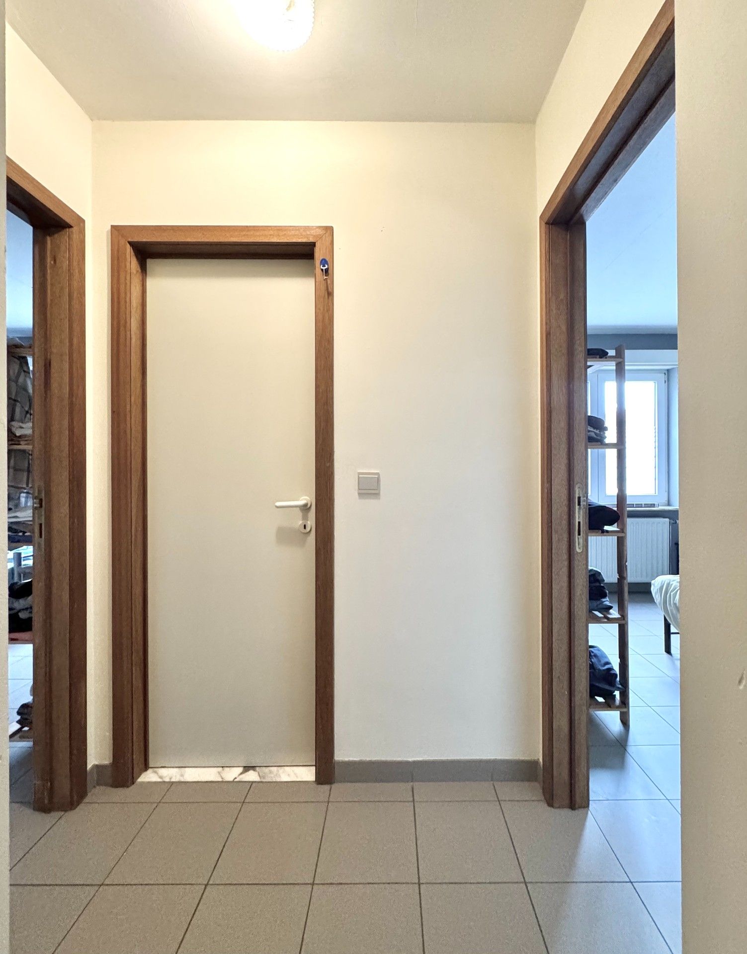 GELIJKVLOERS APPARTEMENT MET 2 SLPKS & GARAGE foto 10