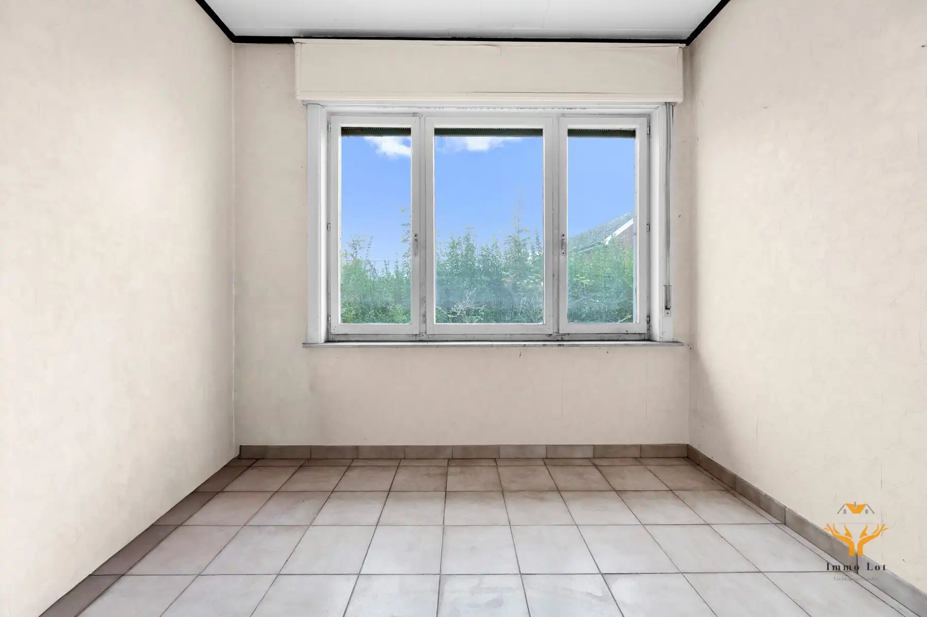 Te renoveren bungalow met grote garage nabij het Donkmeer foto 10