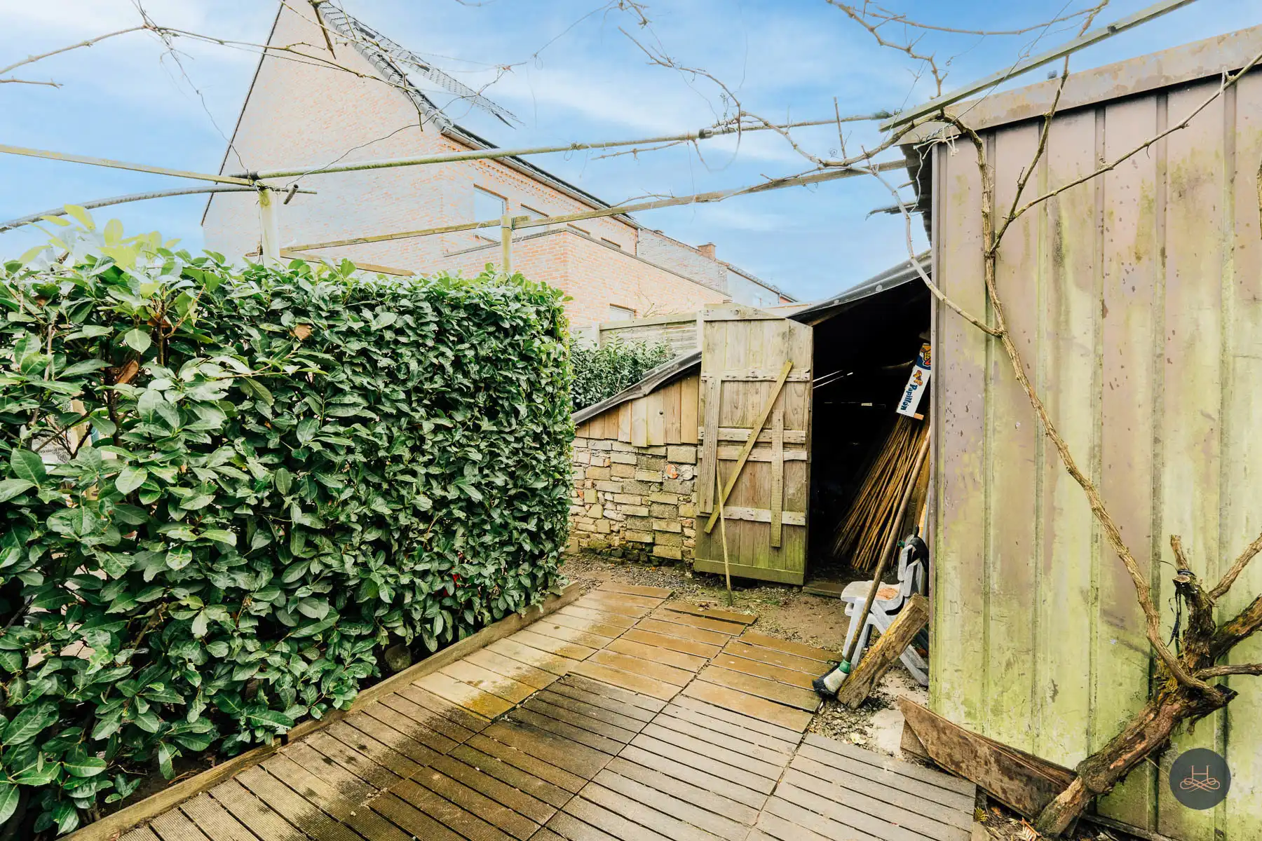 Ruim appartement met grote tuin & garage foto 22