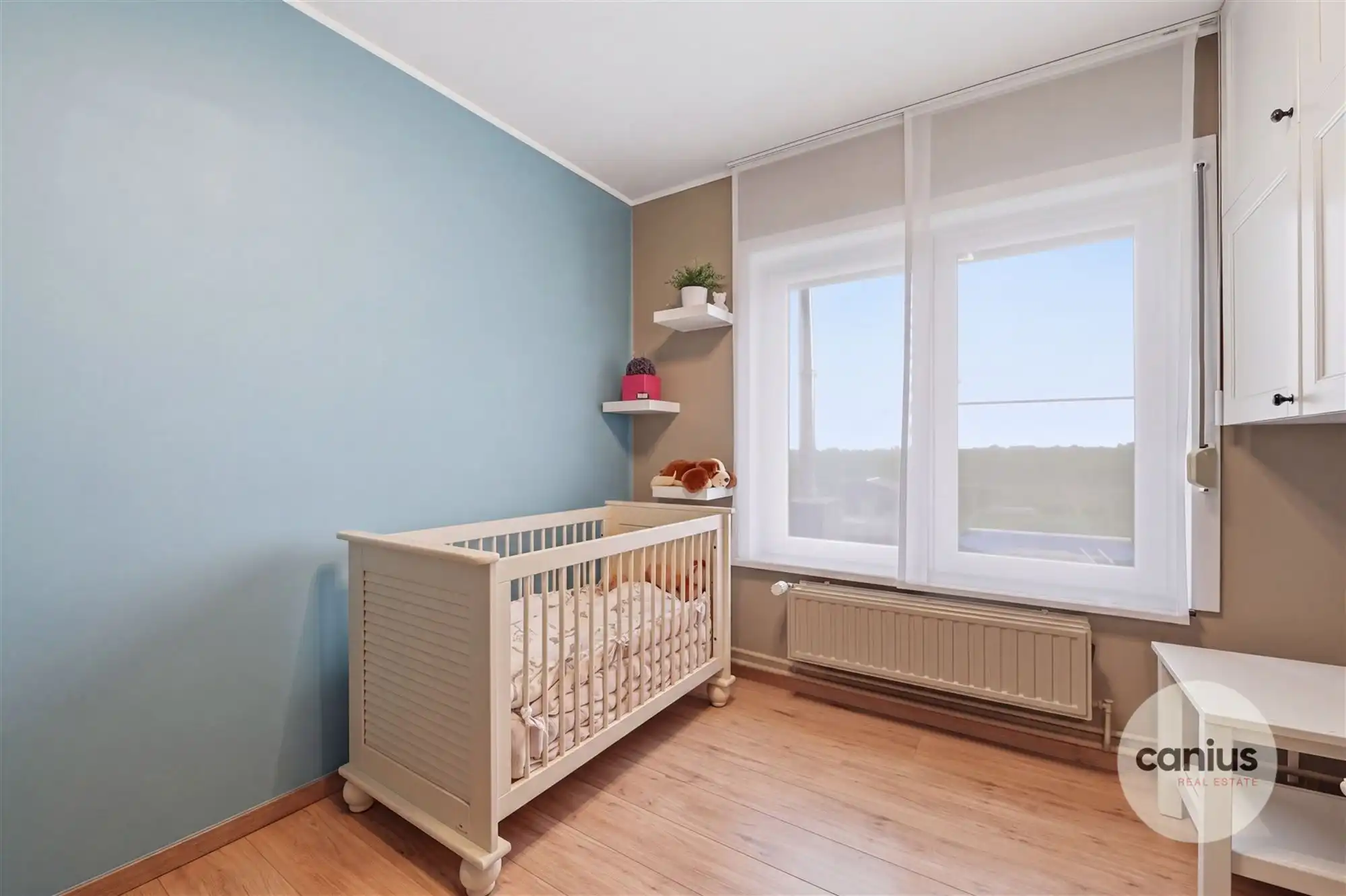INSTAPKLARE EN VERZORGDE HALFOPEN BEBOUWING MET RUIME TUIN EN DRIE SLAAPKAMERS IN LANDEN foto 14