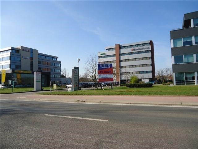 Kantoorruimte, 309m², parking, TOP-zichtlocatie   foto 7