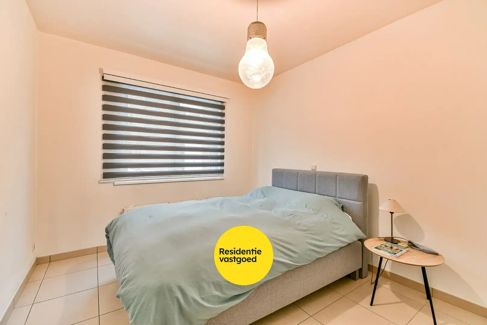 Opbrengsteigendom met 3 appartementen en 3 garages foto 6