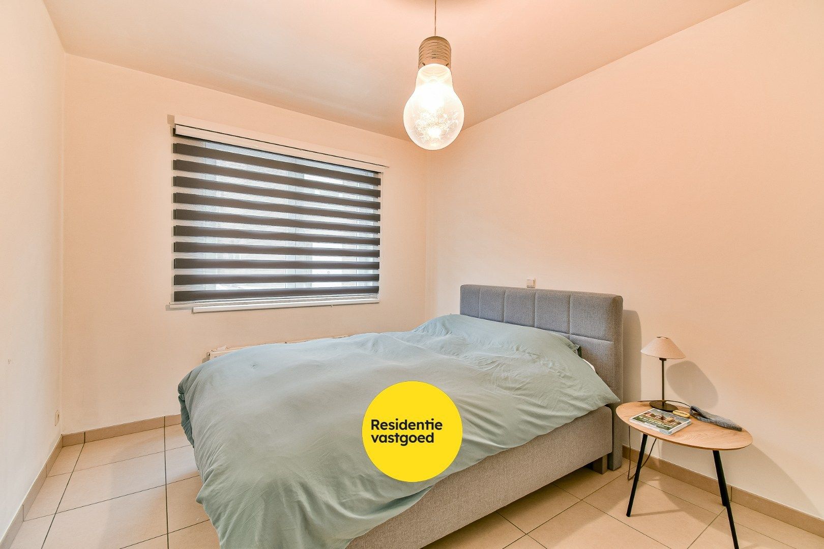 Opbrengsteigendom met 3 appartementen en 3 garages foto 6