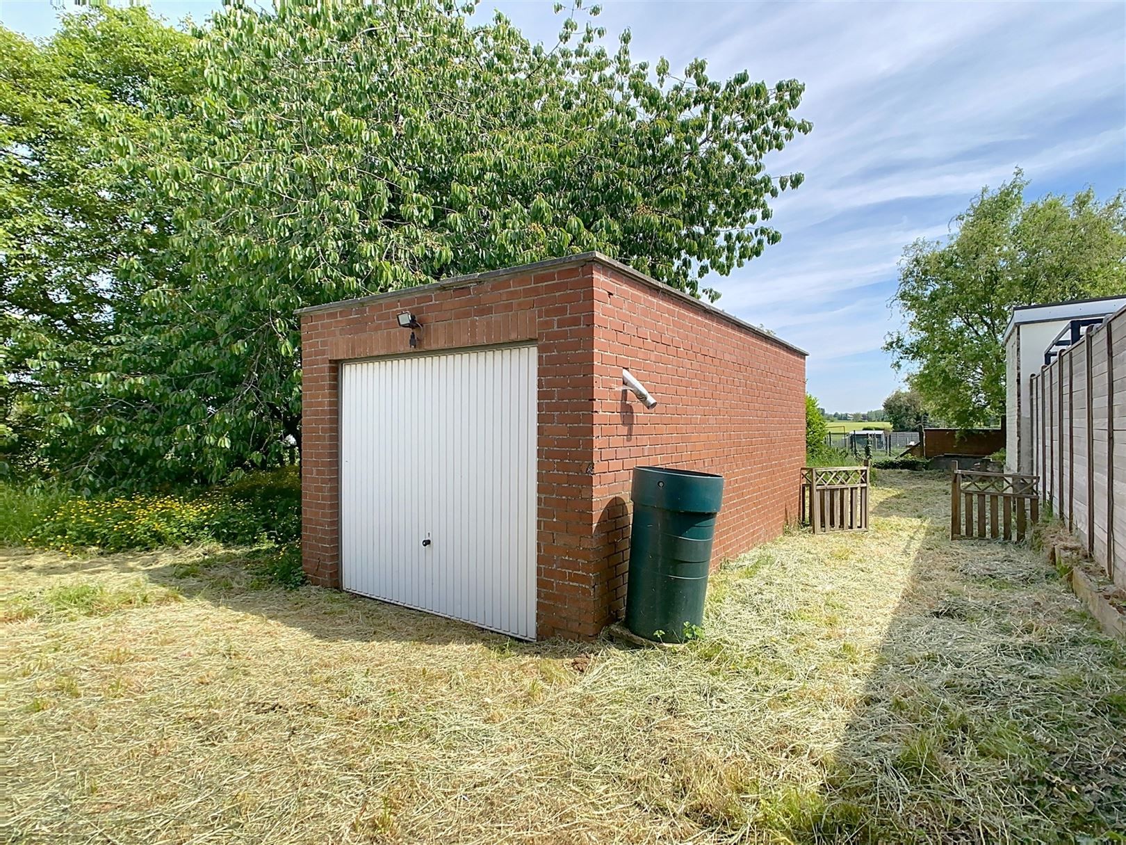 Te renoveren woning, 3 slpks, zolder, tuin, garage, 9a 98ca foto 29
