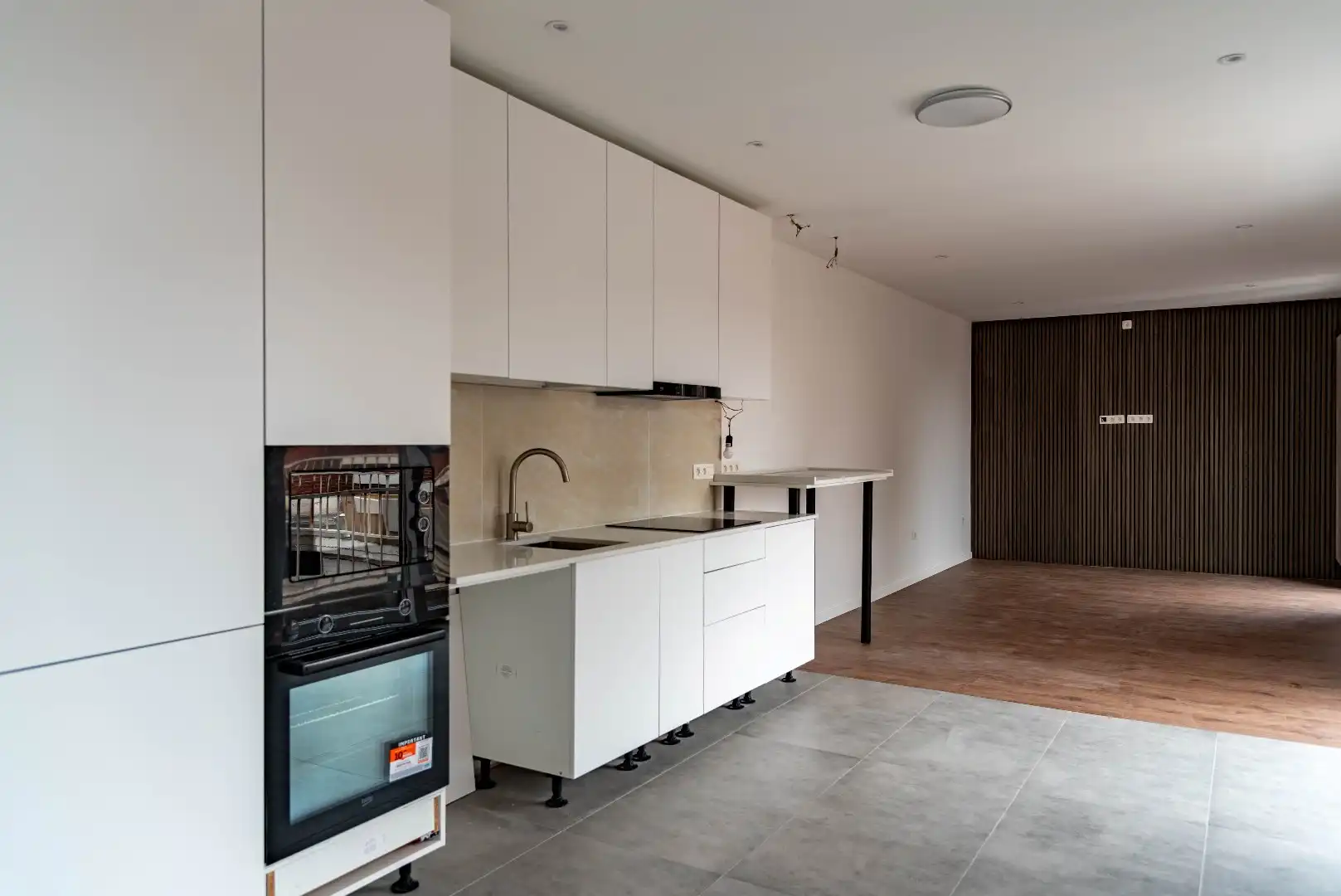 Vernieuwde duplex met 3 slaapkamers in Zwijndrecht foto 3