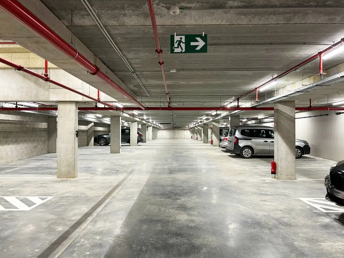 Ondergrondse staanplaatsen in centrum Lier! foto 5