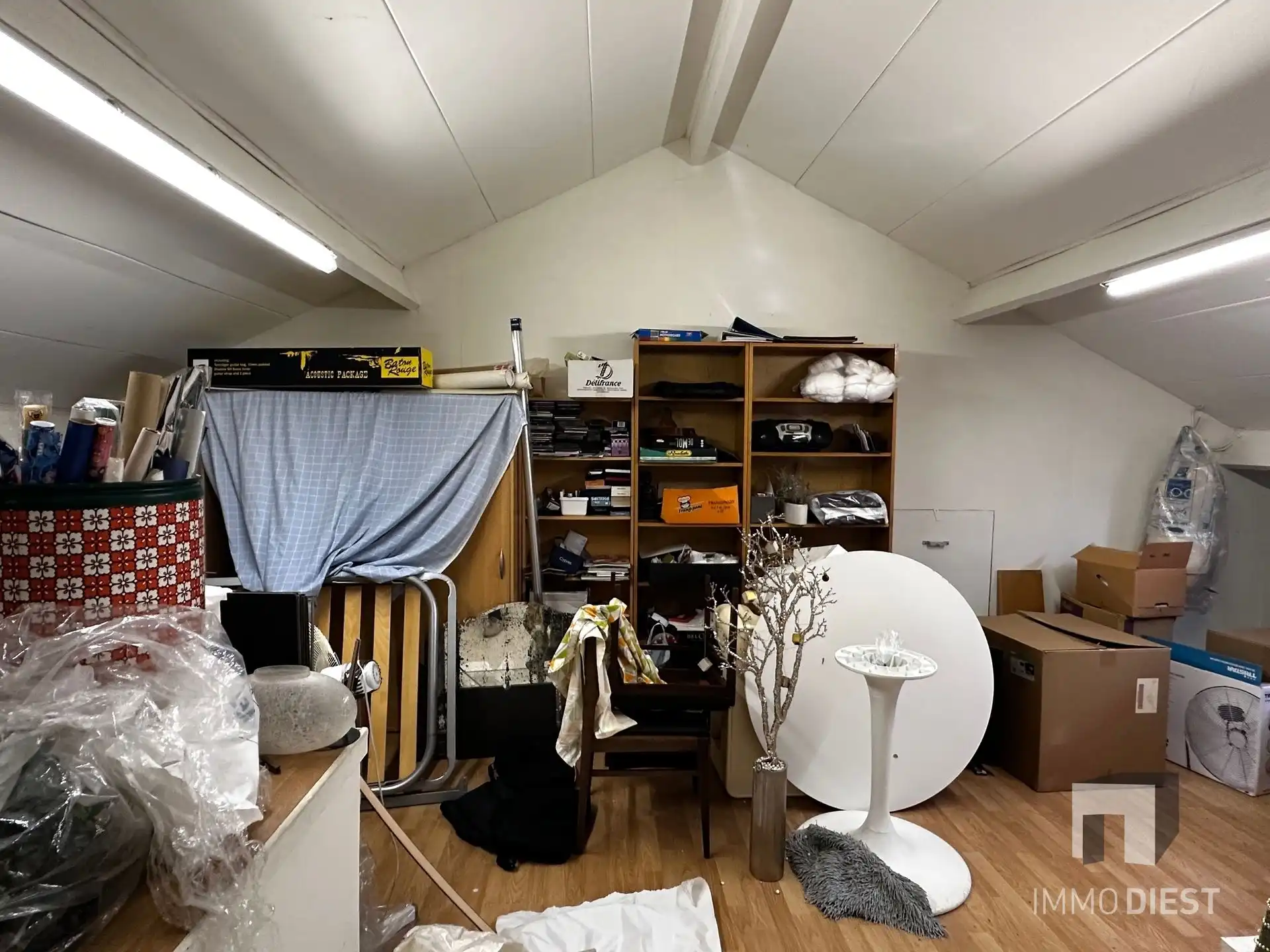 Gezinswoning met 4 slaapkamers en mooie tuin foto 26