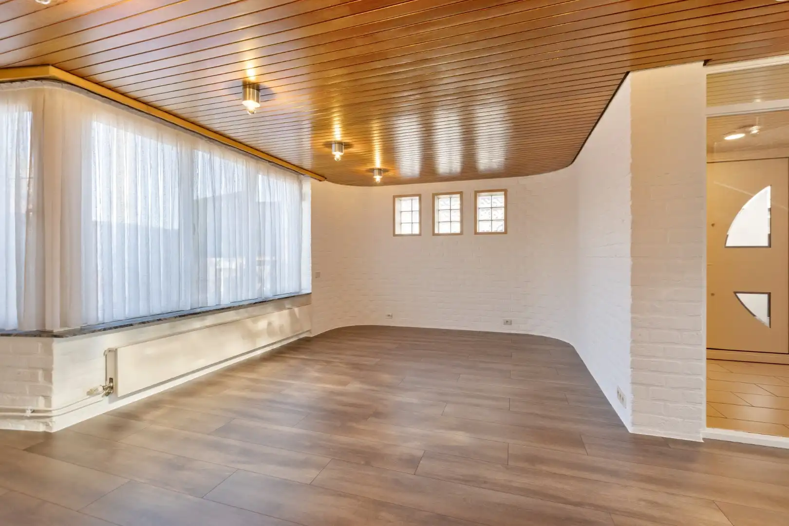 Instapklare woning met 3 SLPKS en leuke tuin in Mol - Ginderbuiten !  foto 6