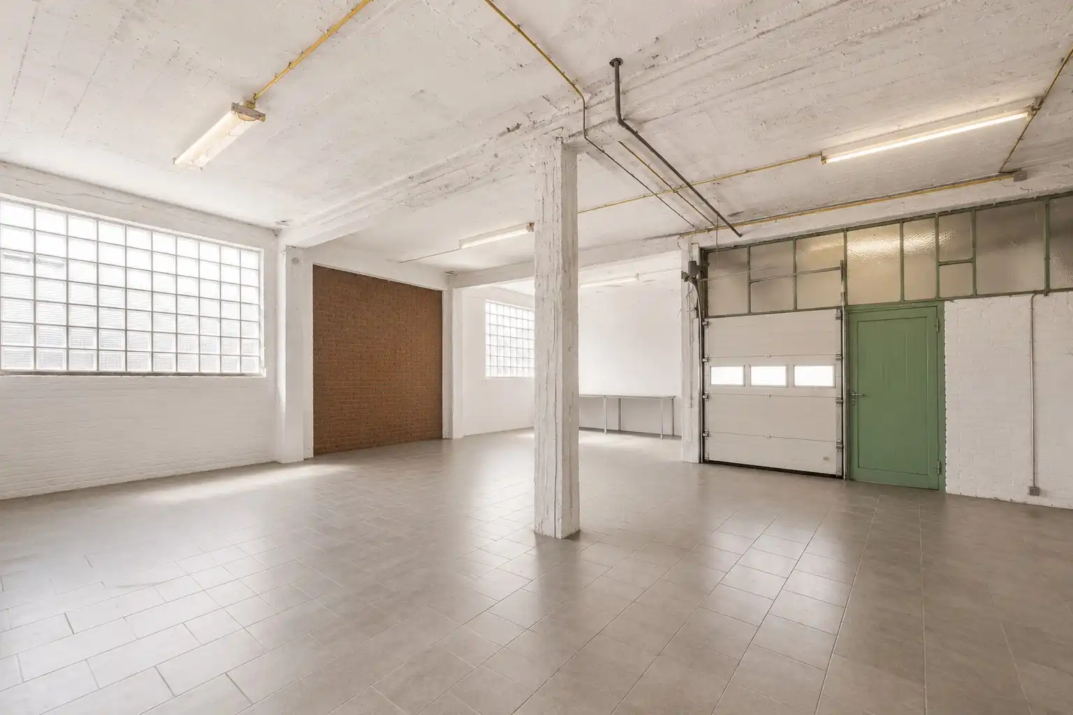 Uniek eigendom met karaktervolle woning en ruime loods op uitstekende ligging in Pittem! foto 52