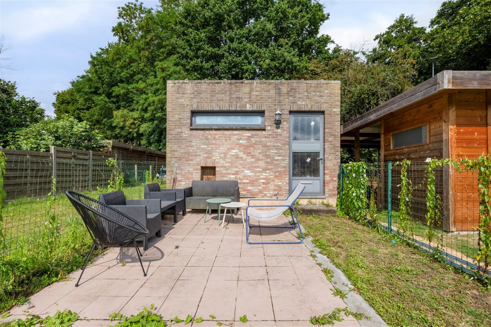 Ruime rijwoning met garage foto 26
