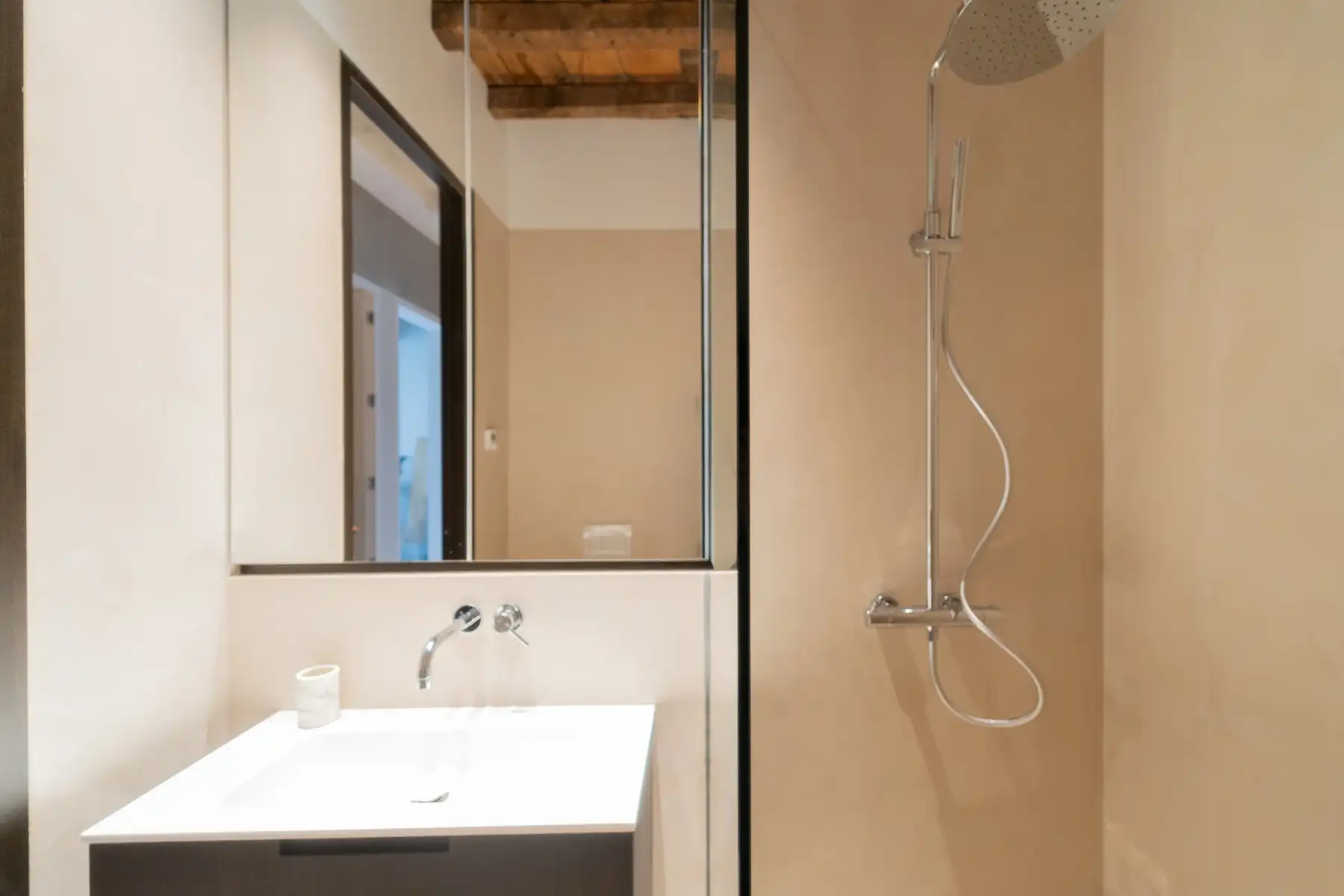 Exclusieve woning in hartje Gent foto 16