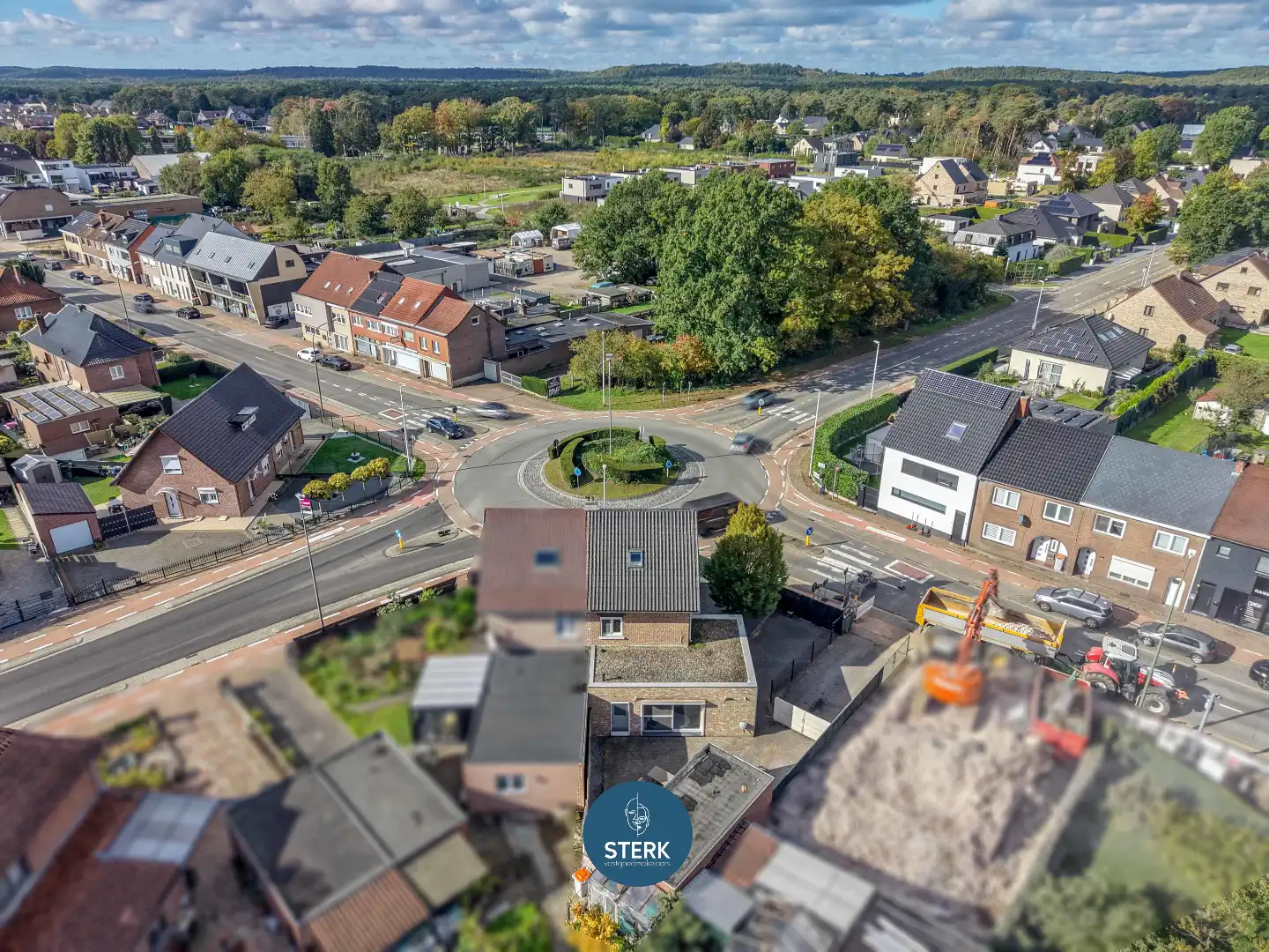 INSTAPKLARE WONING MET 3 SLPKS OP EEN CENTRALE LOCATIE TE MAASMECHELEN !  foto 23