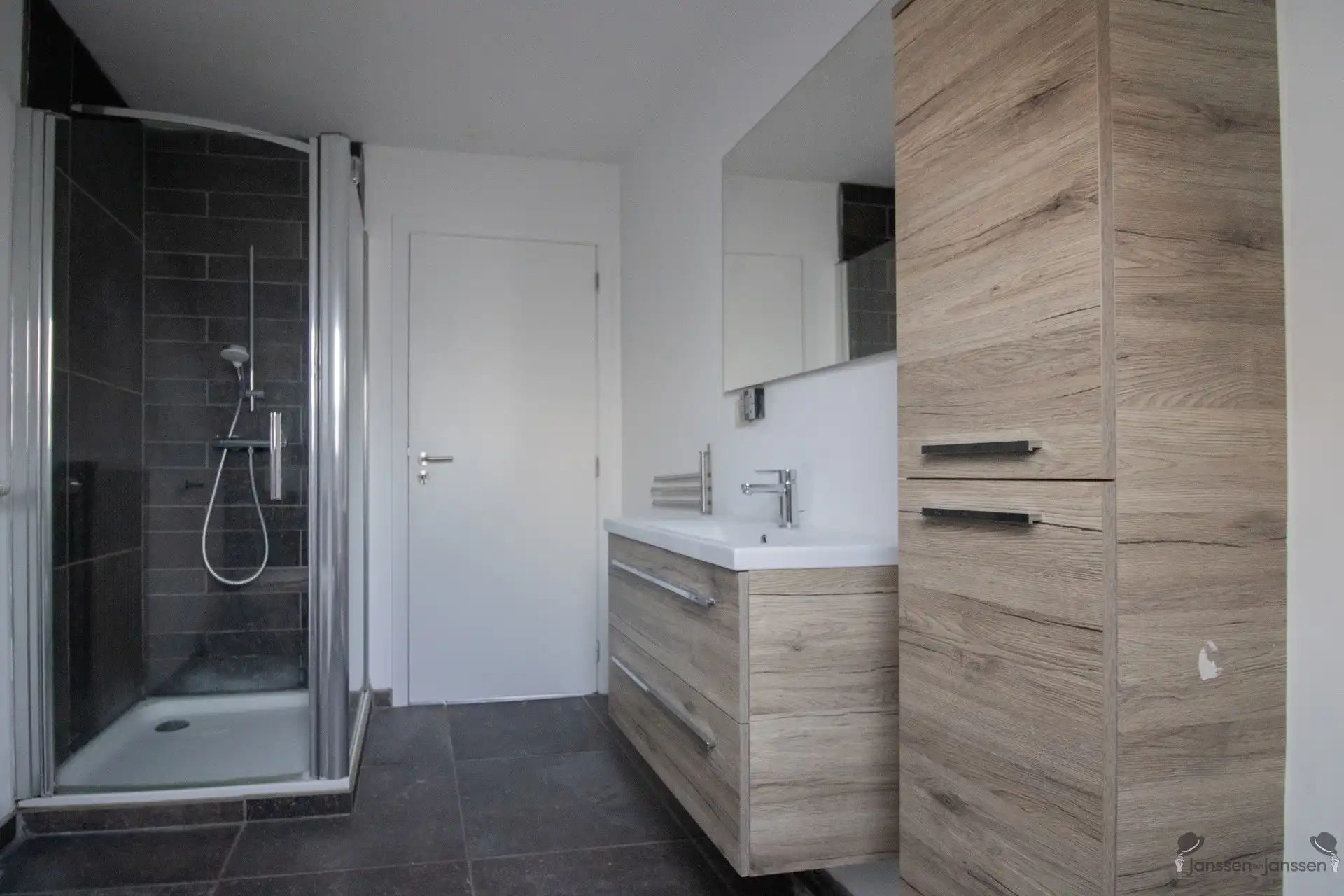 Appartement van 53 m² op de 2de verdieping met 1 slaapkamer en terras van 28 m² foto 6