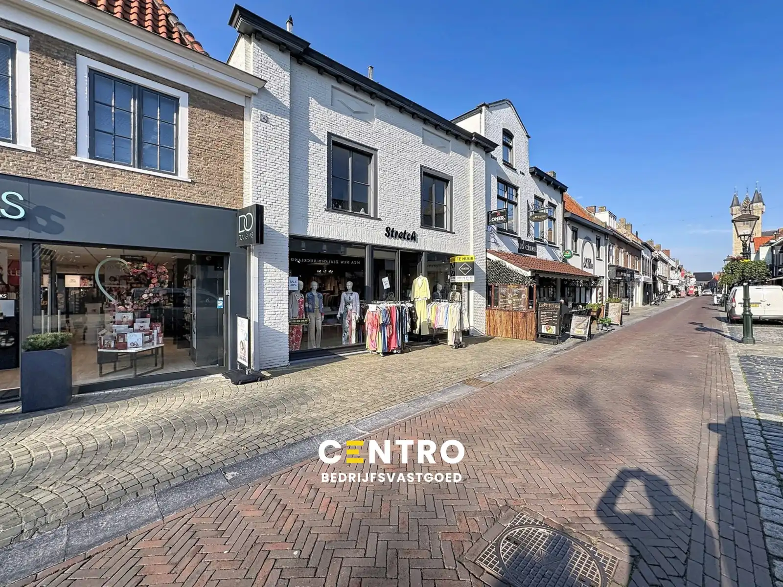 Commercieel gelegen handelspand op TOPligging te Sluis! foto {{pictureIndex}}