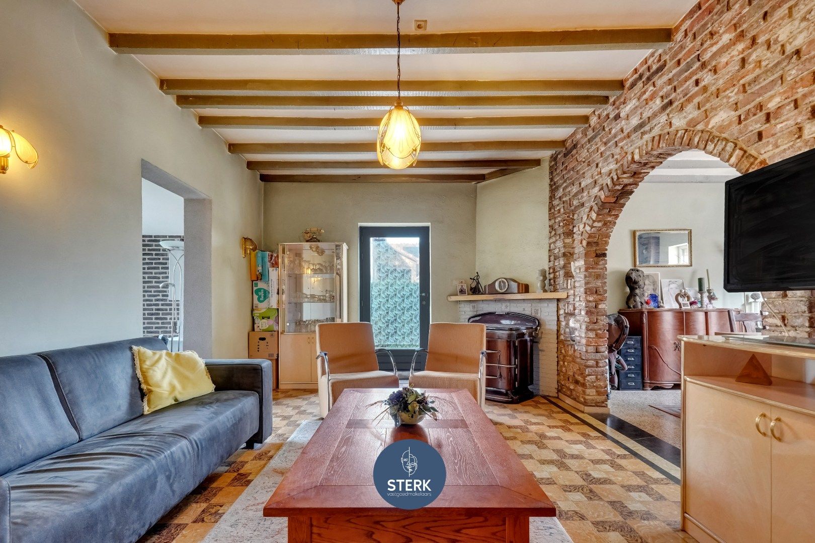 CHARMANTE GEZINSWONING OP EEN RIANT PERCEEL VAN CIRCA 31 ARE !  foto 8