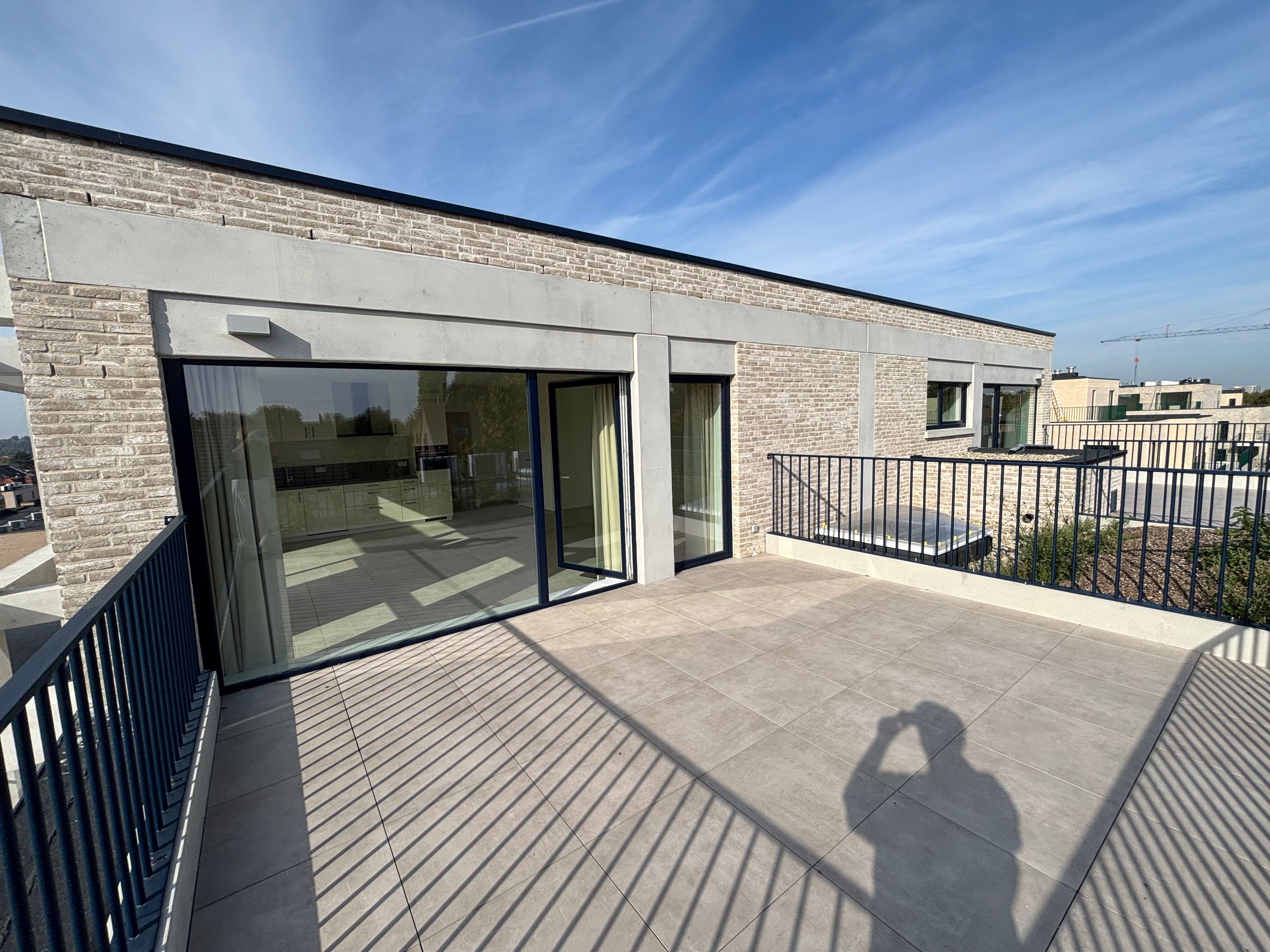 Penthouse te huur: modern, energiezuinig & met gigantisch terras foto 15