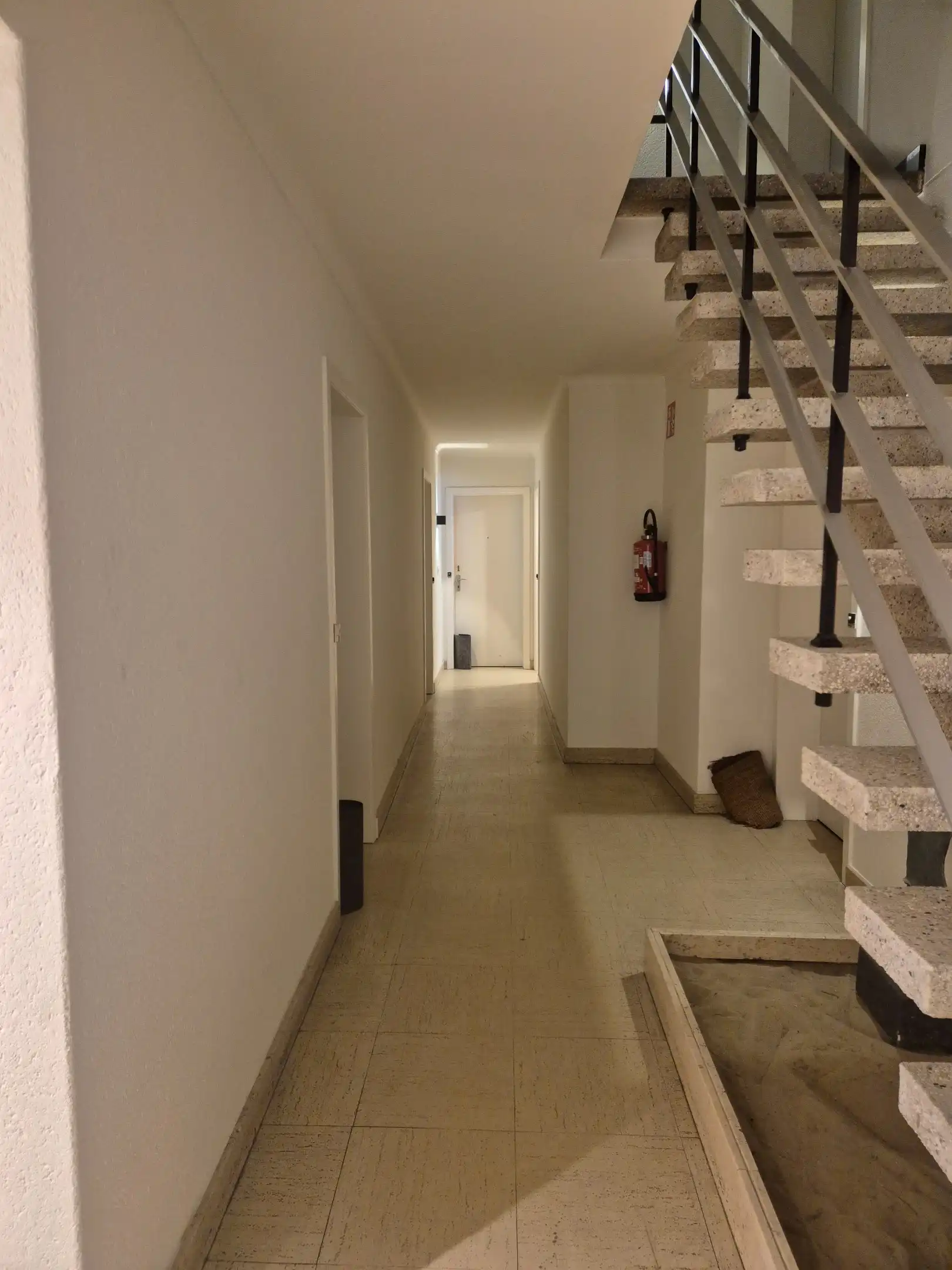 Exclusieve pied-à-terre met ruim terras op toplocatie! foto 13