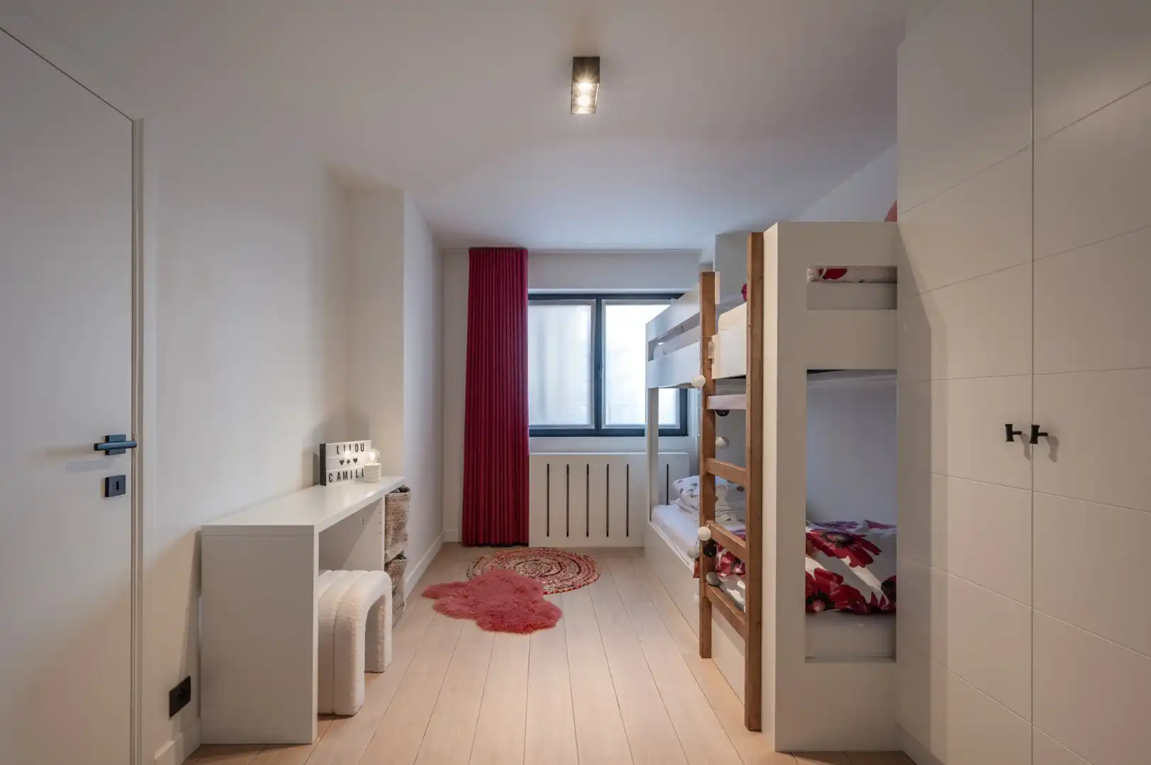 Lichtrijk appartement met zijdelings zeezicht en prachtig open zicht over Duinbergen foto 17
