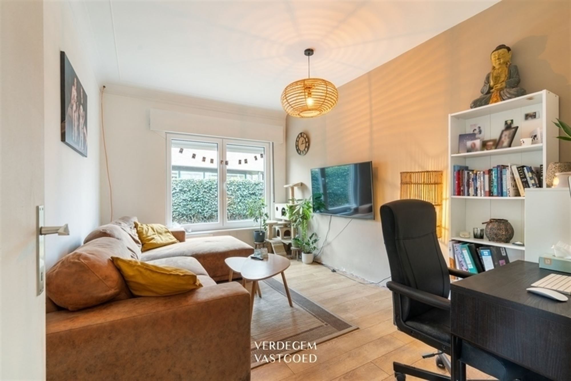 Wonen en werken op een unieke locatie: handelsgelijkvloers met appartement en tuin foto 14
