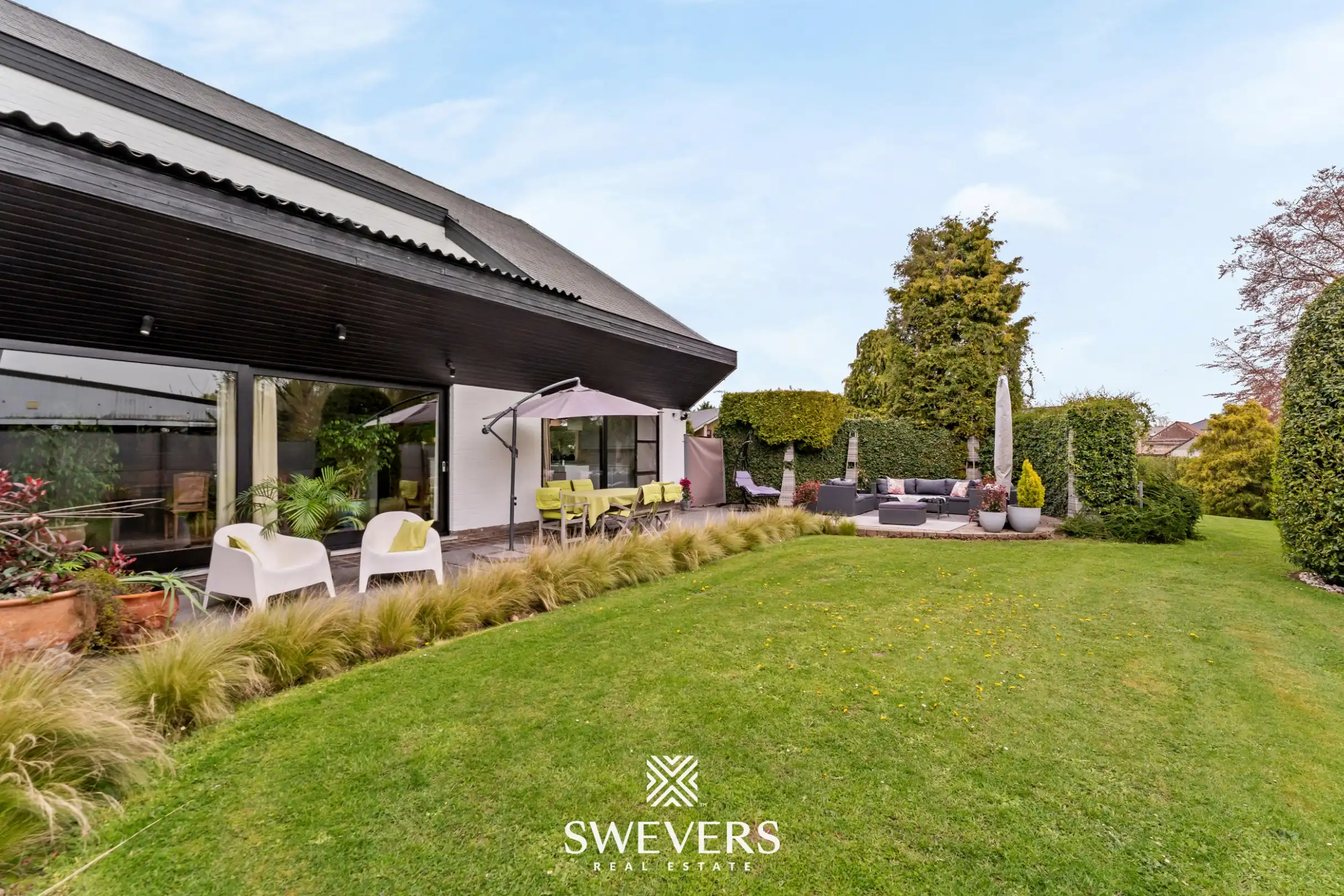 Authentieke villa met praktijkruimte en grote tuin te Hoepertingen foto 30