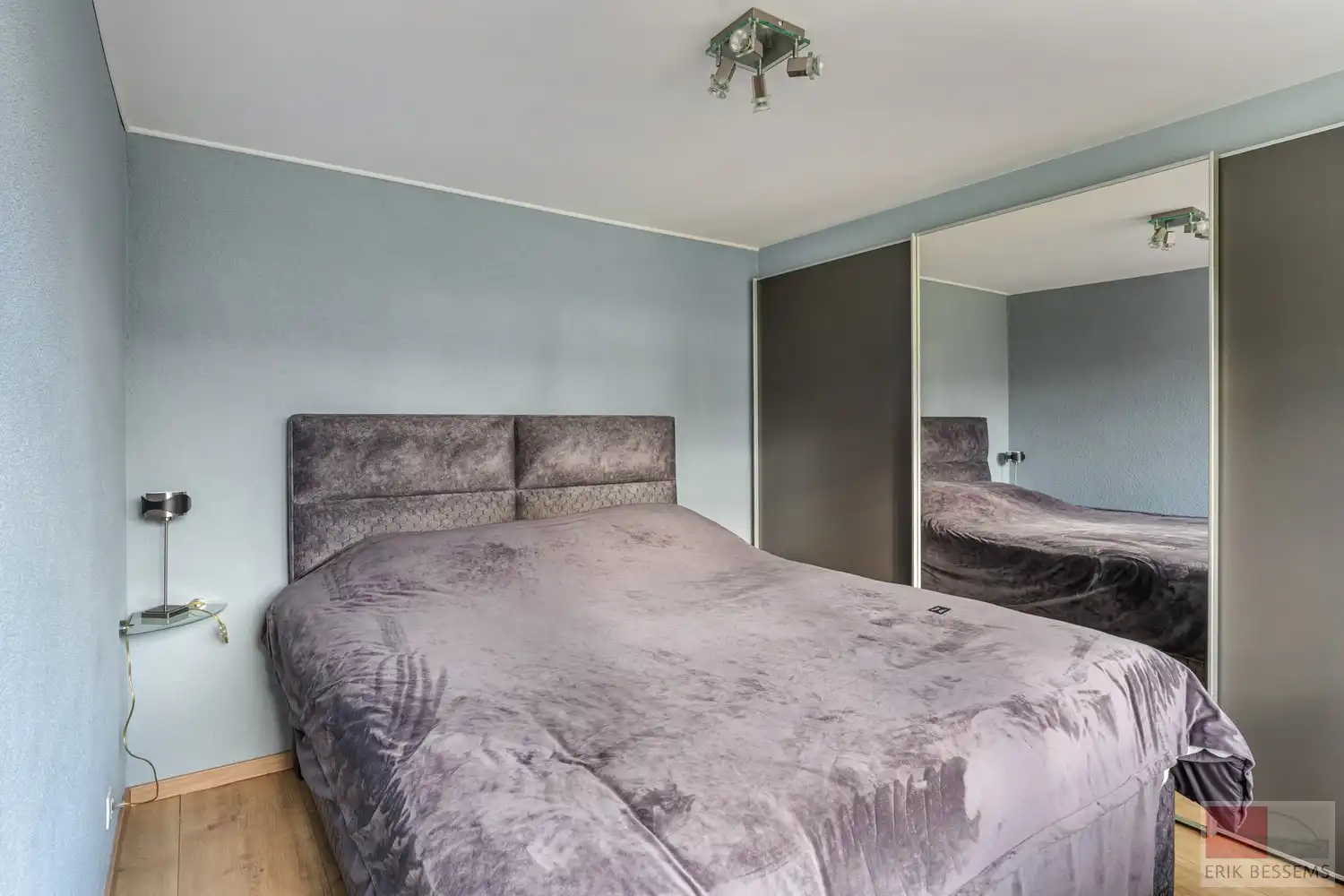 Gelijkvloerse vakantiewoning met een woonoppervlakte van 78 m², gelegen op een ruim perceel van 551 m². foto 13