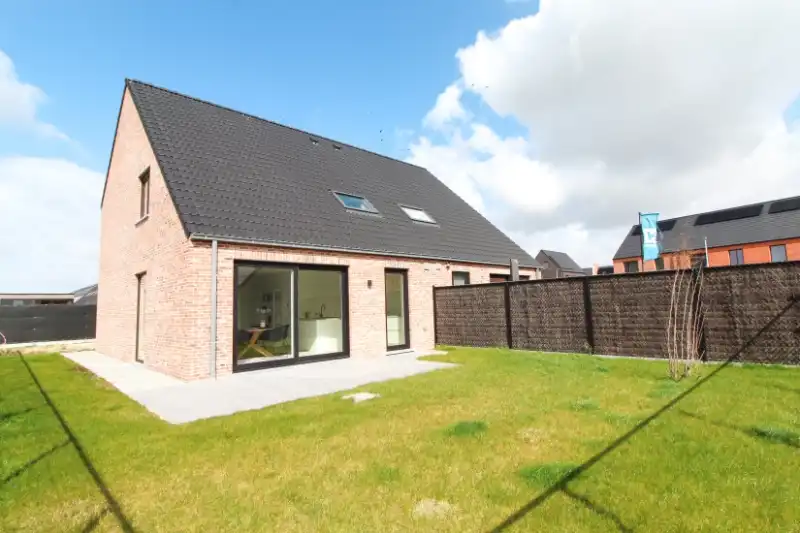 Ruime nieuwbouwwoning te Roeselare foto 7