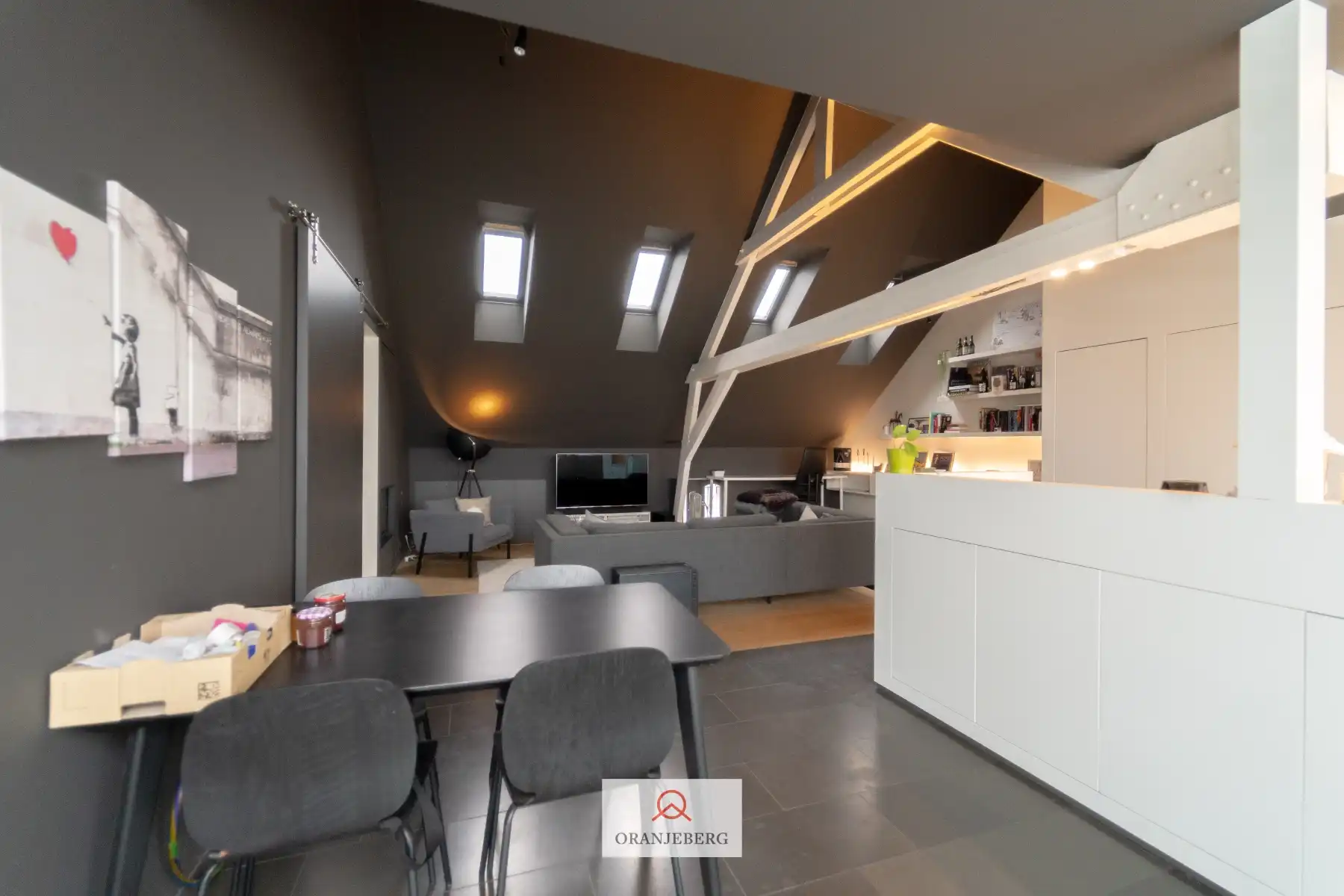 Zalige exclusieve penthouse met zuidgericht terras en uniek zicht op de torens! foto 30