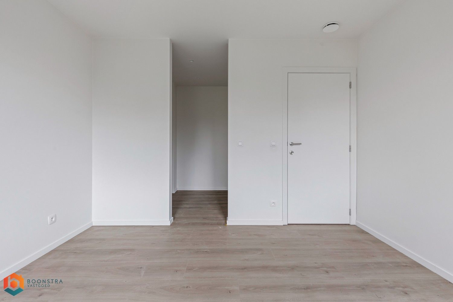 Energiezuinige nieuwbouwwoning met 4 slpkrs en tuin foto 13