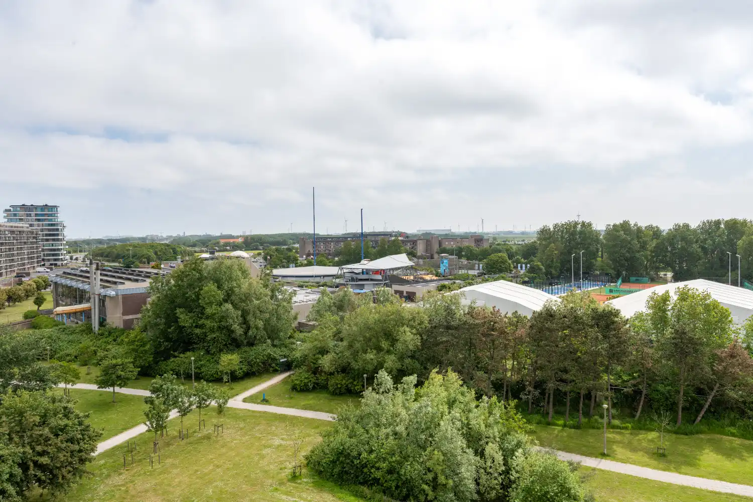 Luxueus en lichtrijke penthouse met zuidgerichte terrassen vlakbij het strand foto 15