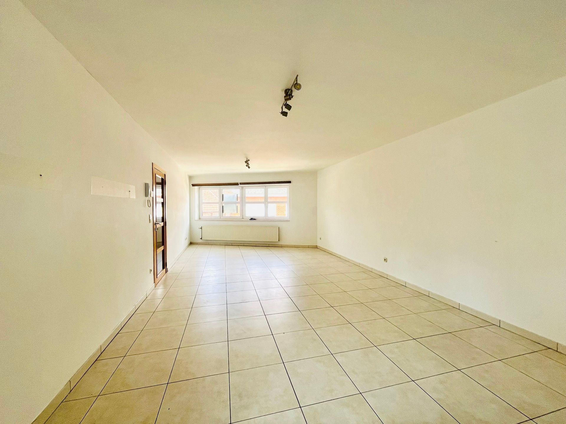APPARTEMENT MET 3 SLPK EN TERRAS. foto 3