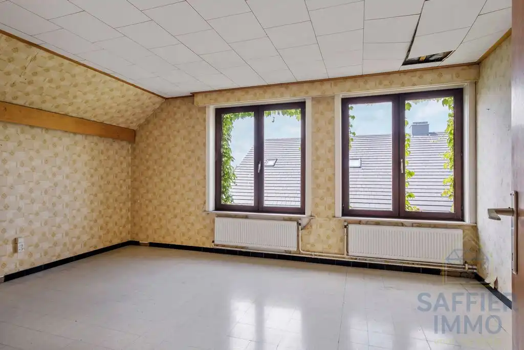 Ruime gezinswoning met zonnige tuin en 5 slaapkamers in hartje Izegem foto 32