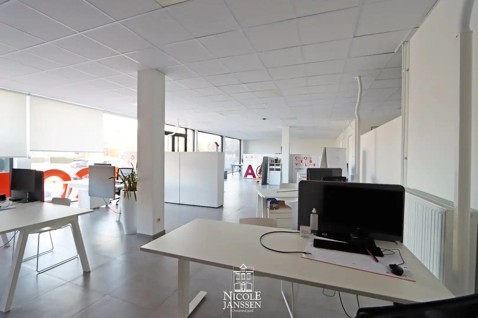 Gelijkvloers handelspand/kantoorruimte  foto 6