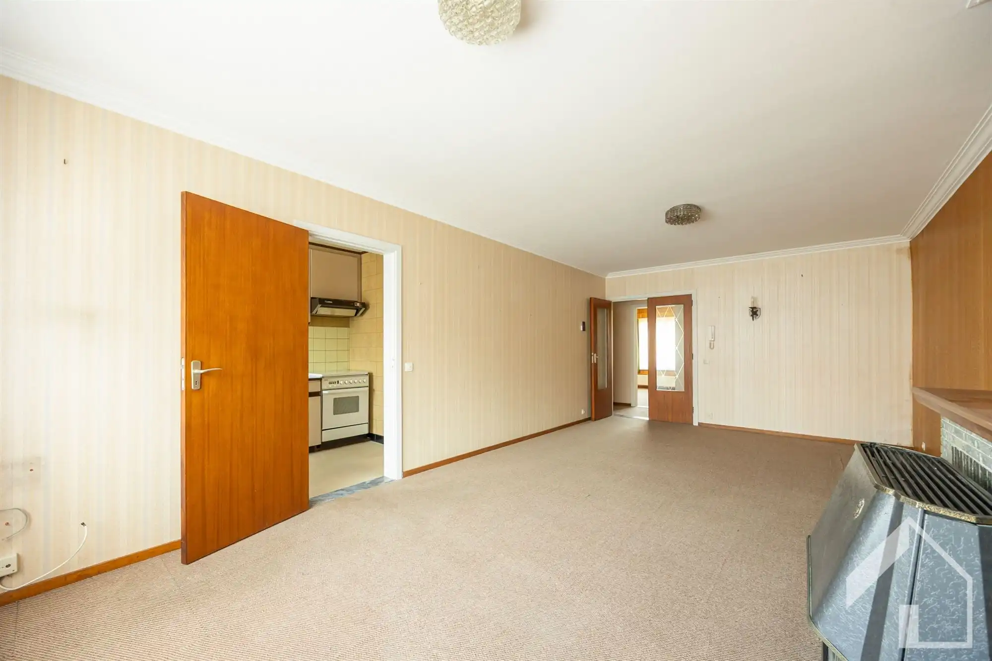 2-slaapkamerappartement met garage, tuin en extra kamer/atelier/berging/slaapkamer foto 6