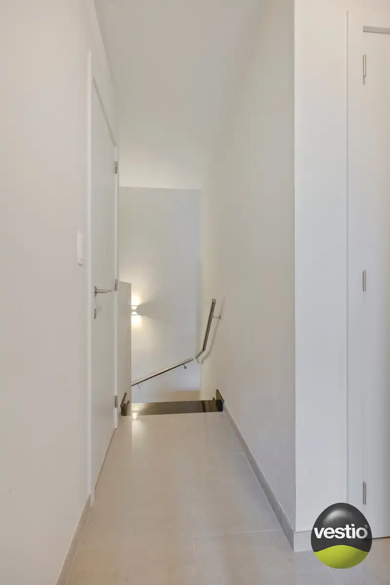 RUSTIG GELEGEN RUIME DUPLEX VAN 178M² NABIJ CENTRUM MUNSTERBILZEN. foto 15