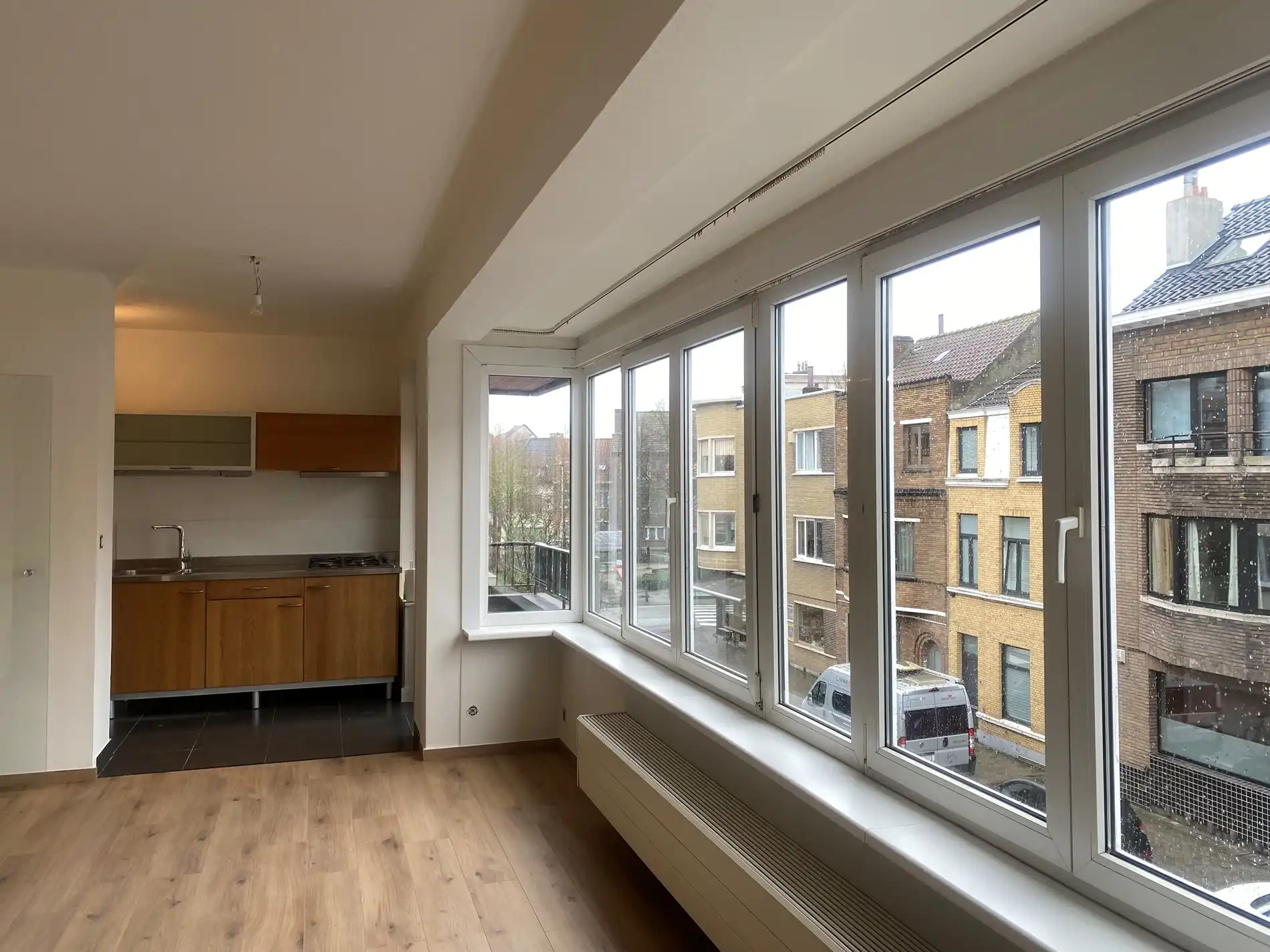 Recent gerenoveerd 2-slaapkamer appartement met terras te huur – Oostende📍 foto 9