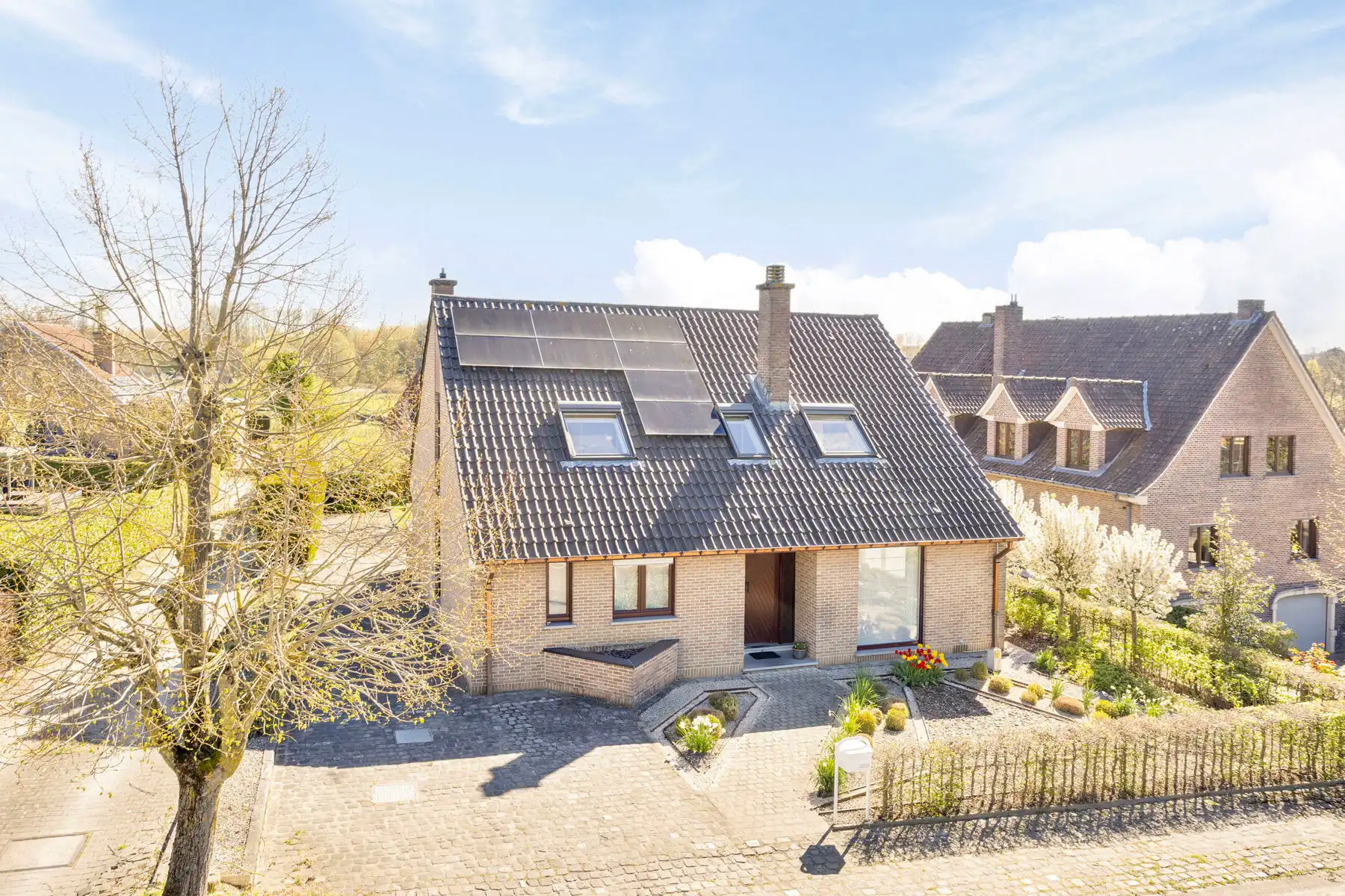 Prachtige villa met 4 slaapkamers en 2 badkamers foto 3