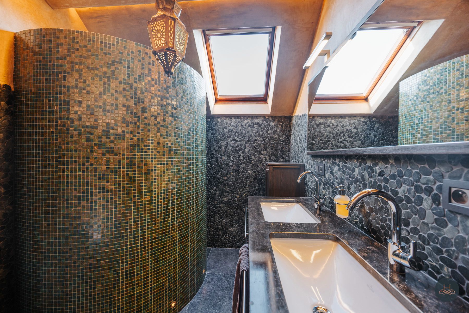 Energiezuinige woning met unieke uitstraling foto 15