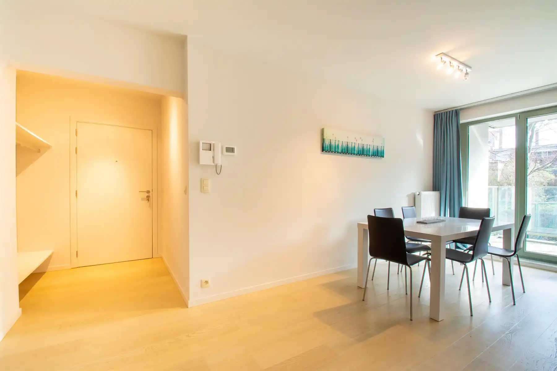 Prachtig appartement - 2 kamers met terras foto 6