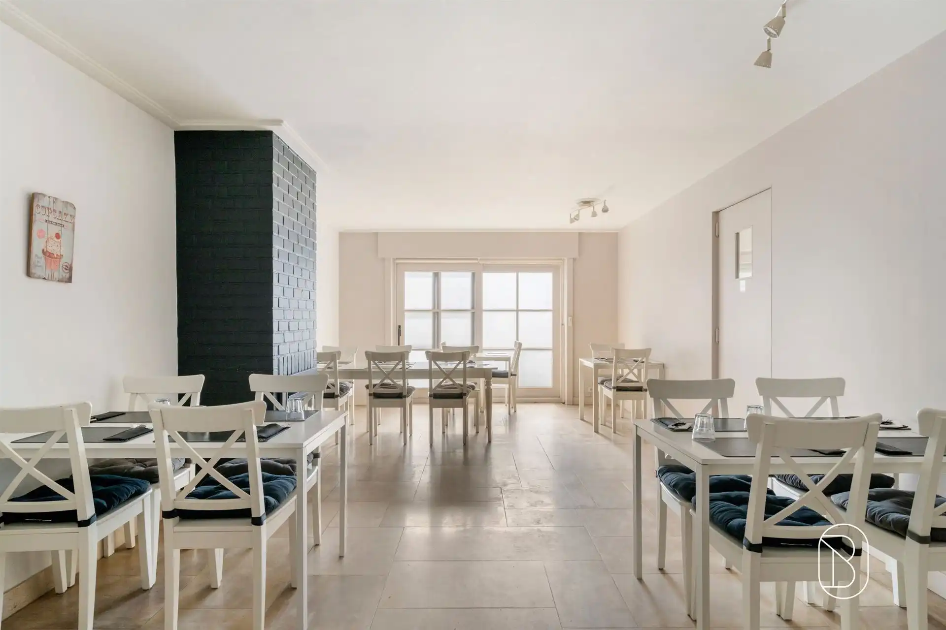 Goed draaiende broodjeszaak met ruim appartement in Vichte foto 9