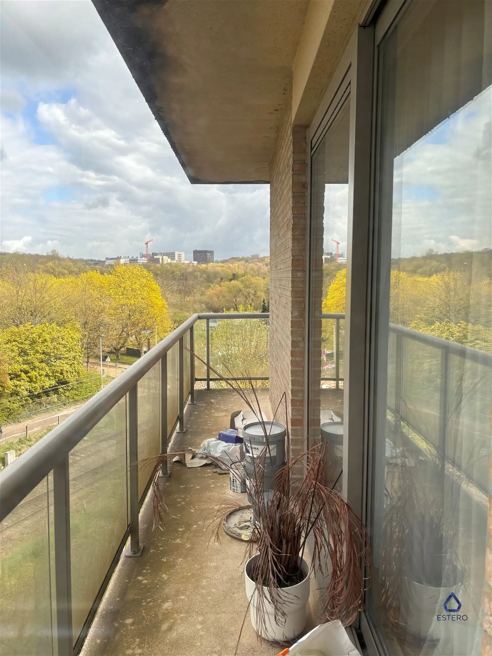 Ruim en lichtrijk appartement met 3 slaapkamers en terras foto 24