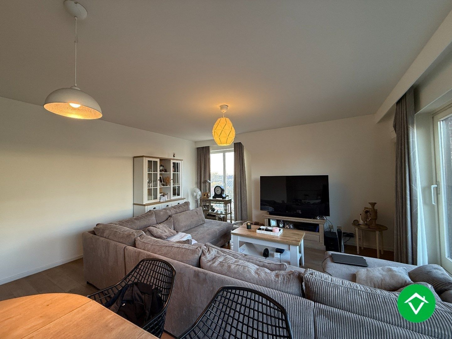 Ruim, gezellig dakappartement met 3 slaapkamers in centrum Roeselare  foto 4