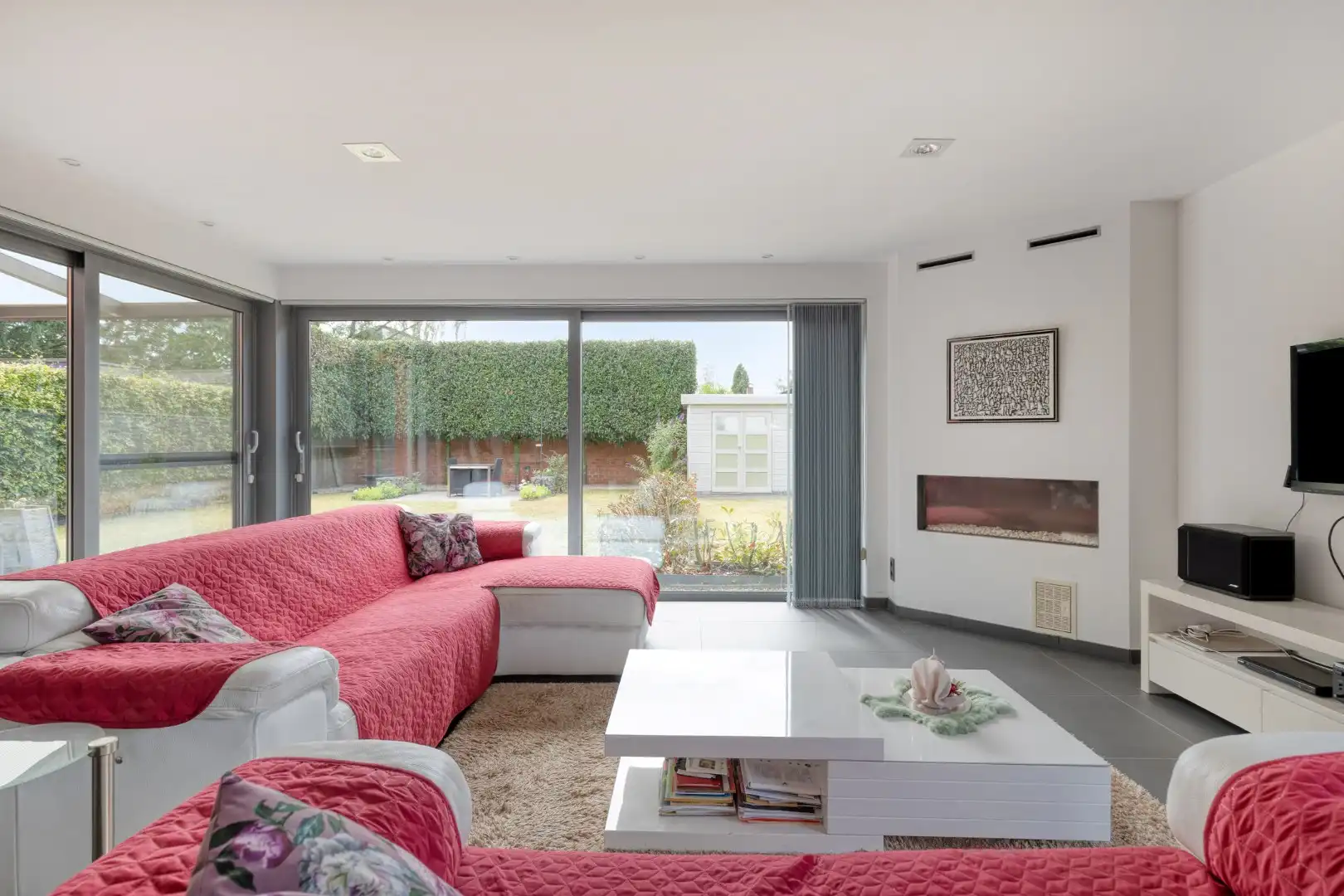 Stijlvolle villa met zonnige tuin waar comfort, kwaliteit en duurzaamheid samenkomen foto 5