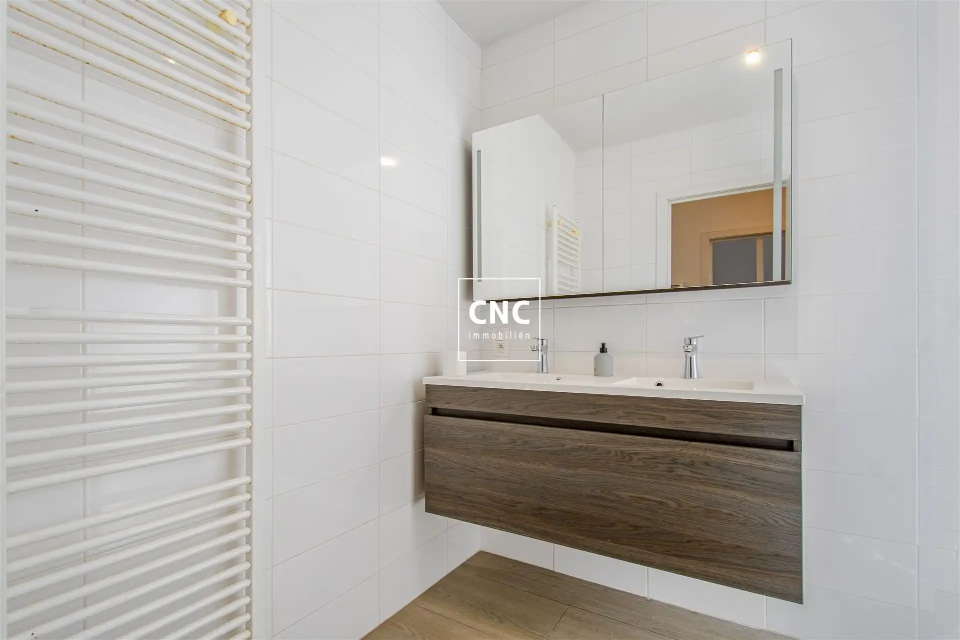 Lichtrijk en prachtig afgewerkt duplex-appartement - Heist foto 9