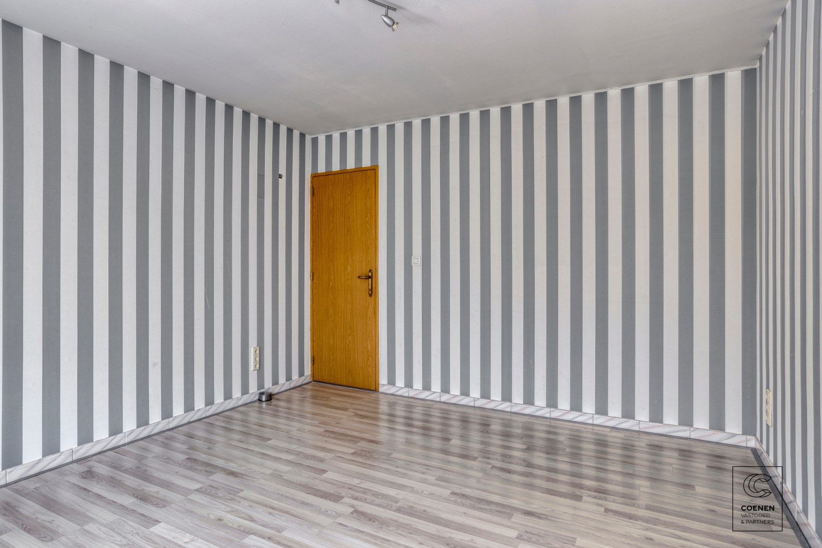Instapklaar gelijkvloers appartement van 81m² en 2 slaapkamers te Deurne! foto 10